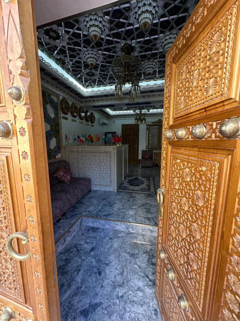 בוקורו Silver Terrace מראה חיצוני תמונה