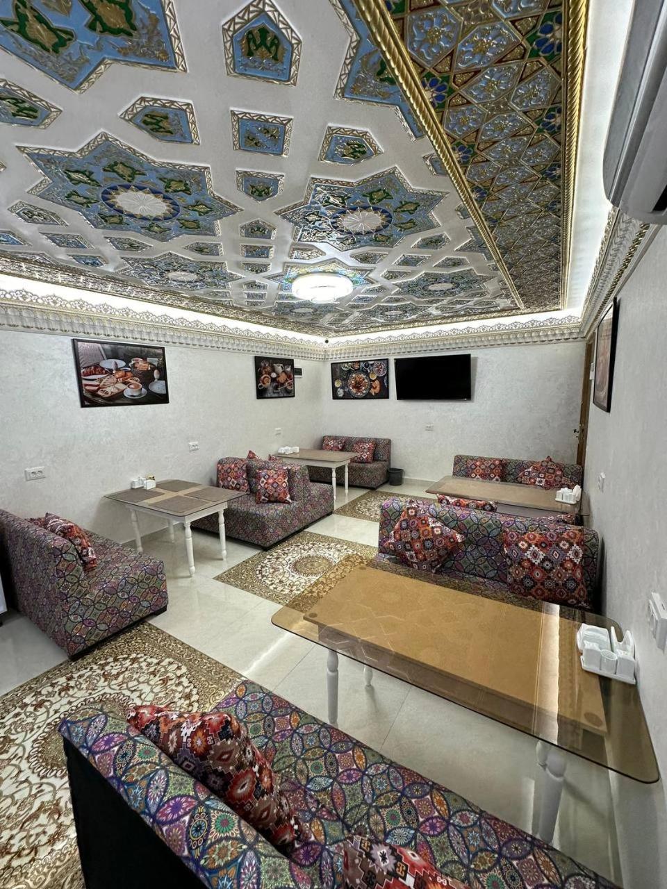 בוקורו Silver Terrace מראה חיצוני תמונה