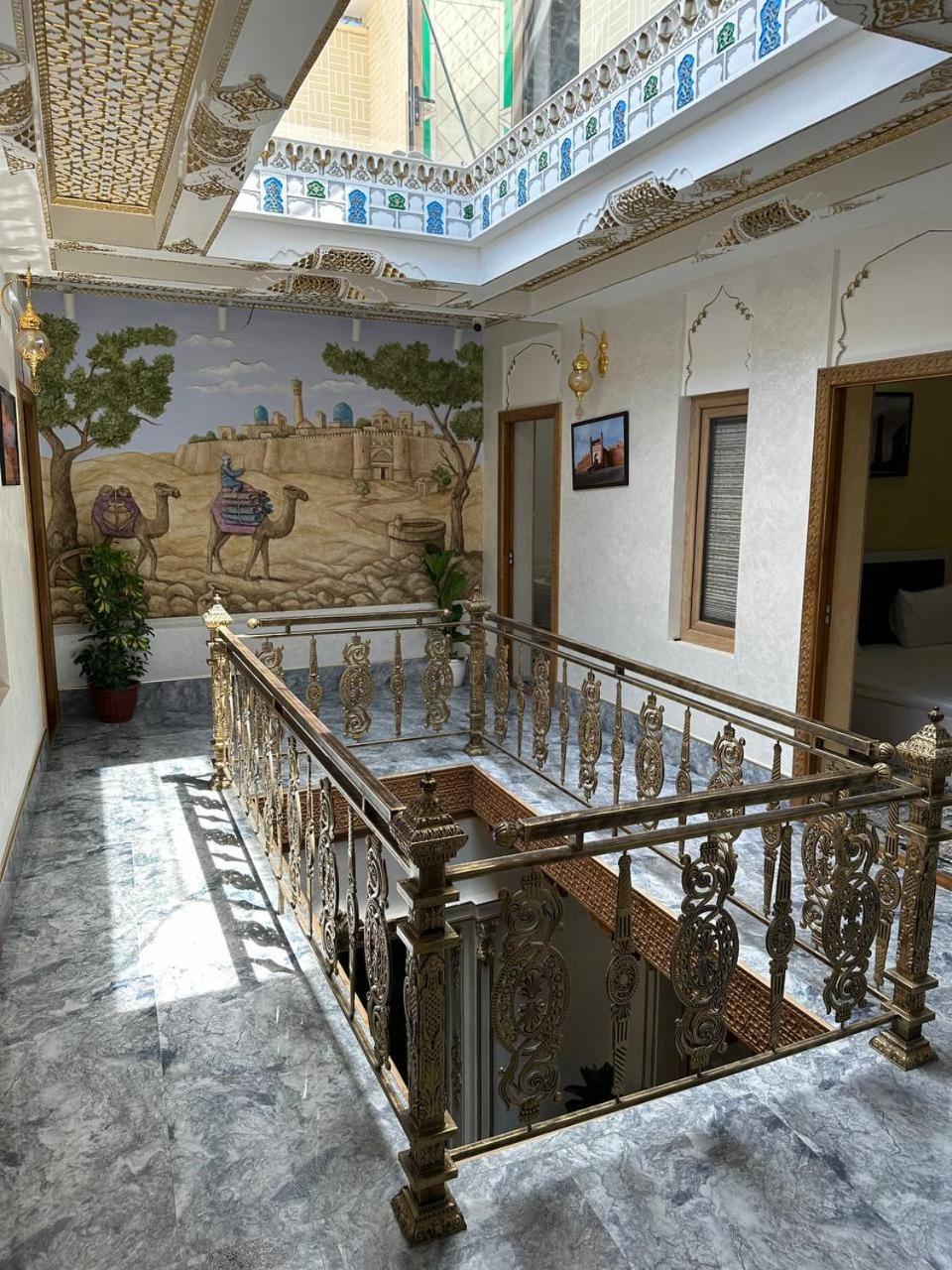 בוקורו Silver Terrace מראה חיצוני תמונה